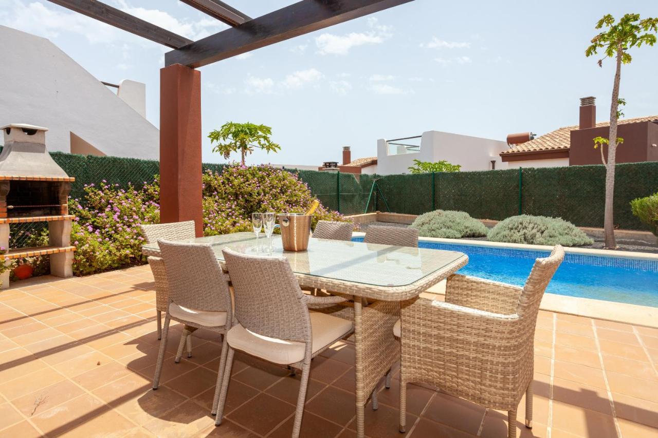 Villa Esmeralda 25 Golf Private Pool Caleta De Fuste By Holidays Home Exteriör bild