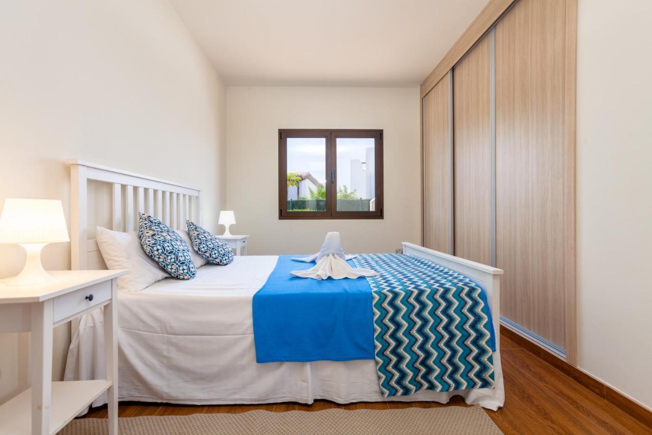 Villa Esmeralda 25 Golf Private Pool Caleta De Fuste By Holidays Home Exteriör bild