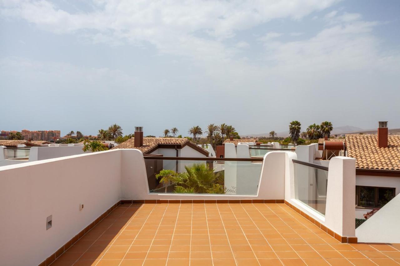 Villa Esmeralda 25 Golf Private Pool Caleta De Fuste By Holidays Home Exteriör bild