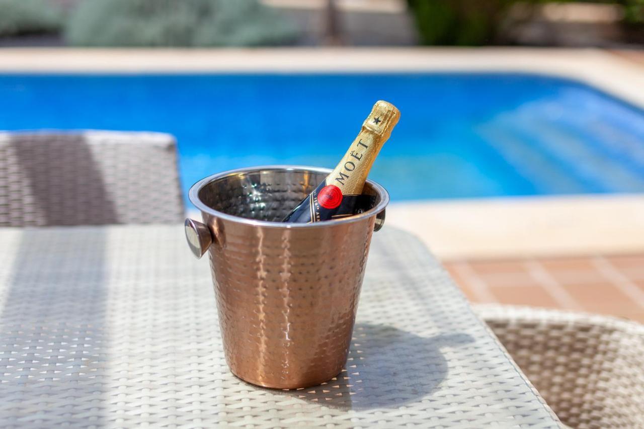 Villa Esmeralda 25 Golf Private Pool Caleta De Fuste By Holidays Home Exteriör bild